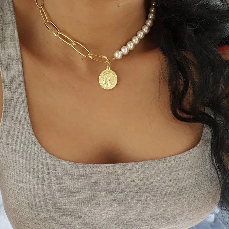 Wedding Pearl Choker Necklace For Women Vintage Coin Lock Pendant Chain Jewelry on the Neck Accessories Party Gift