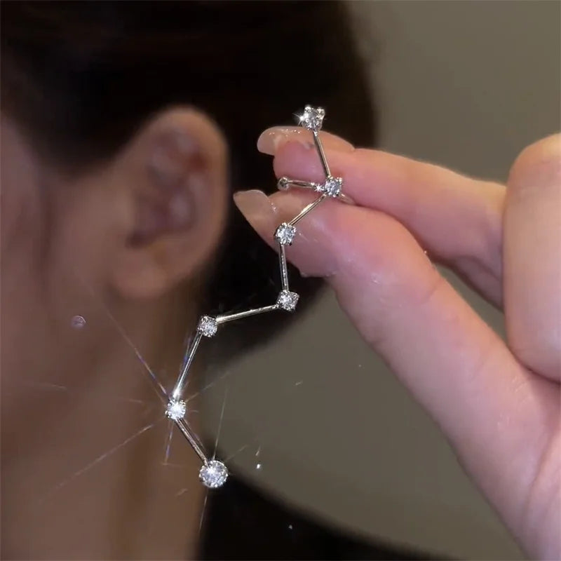 2023 New Design Silver Color Big Dipper Clip Earrings For Women Sparkling Zircon Ear Cuff Non-Piercing Ear Clip Jewelry