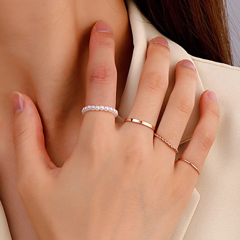 4PCS Women's Ring Summer Crystal Beaded Vintage Rings Set  Korean Women Jewelry Temperament Accessories Sweet Aesthetic Gift