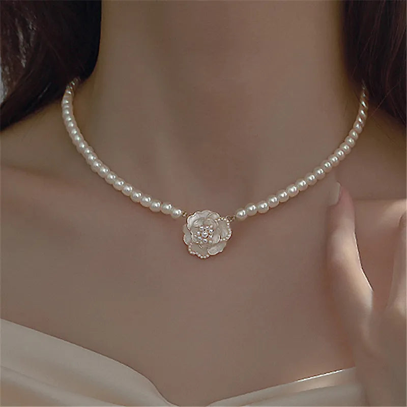 Elegant  Rose Pearl Bead Necklace for Women Temperament Flower Versatile Clavicle Chain Necklace Women's Jewelry Gift