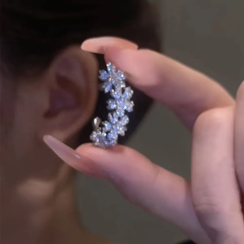 No Piercing Flower Earrings Shiny Rhinestone Five-Petaled Flowers Ear Clip for Women Party Girl Classic Jewelry Gifts