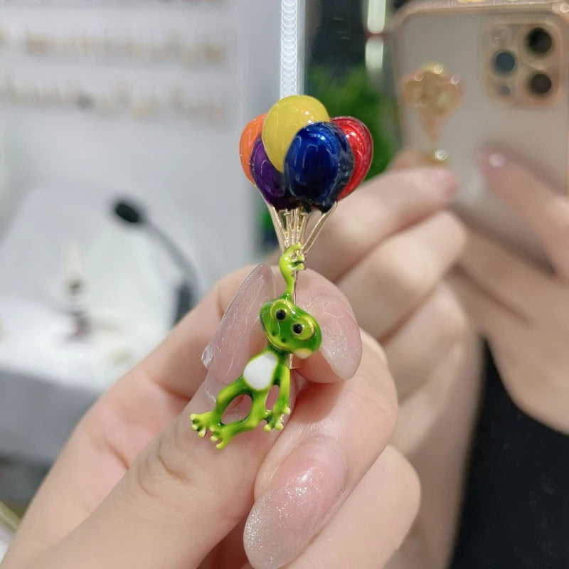 Funny Balloon Frog Brooches Animal Colorful Balloons Brooch Pins Woman Kids Party Jewelry Coat Backpack Shirt Scarf Accessories
