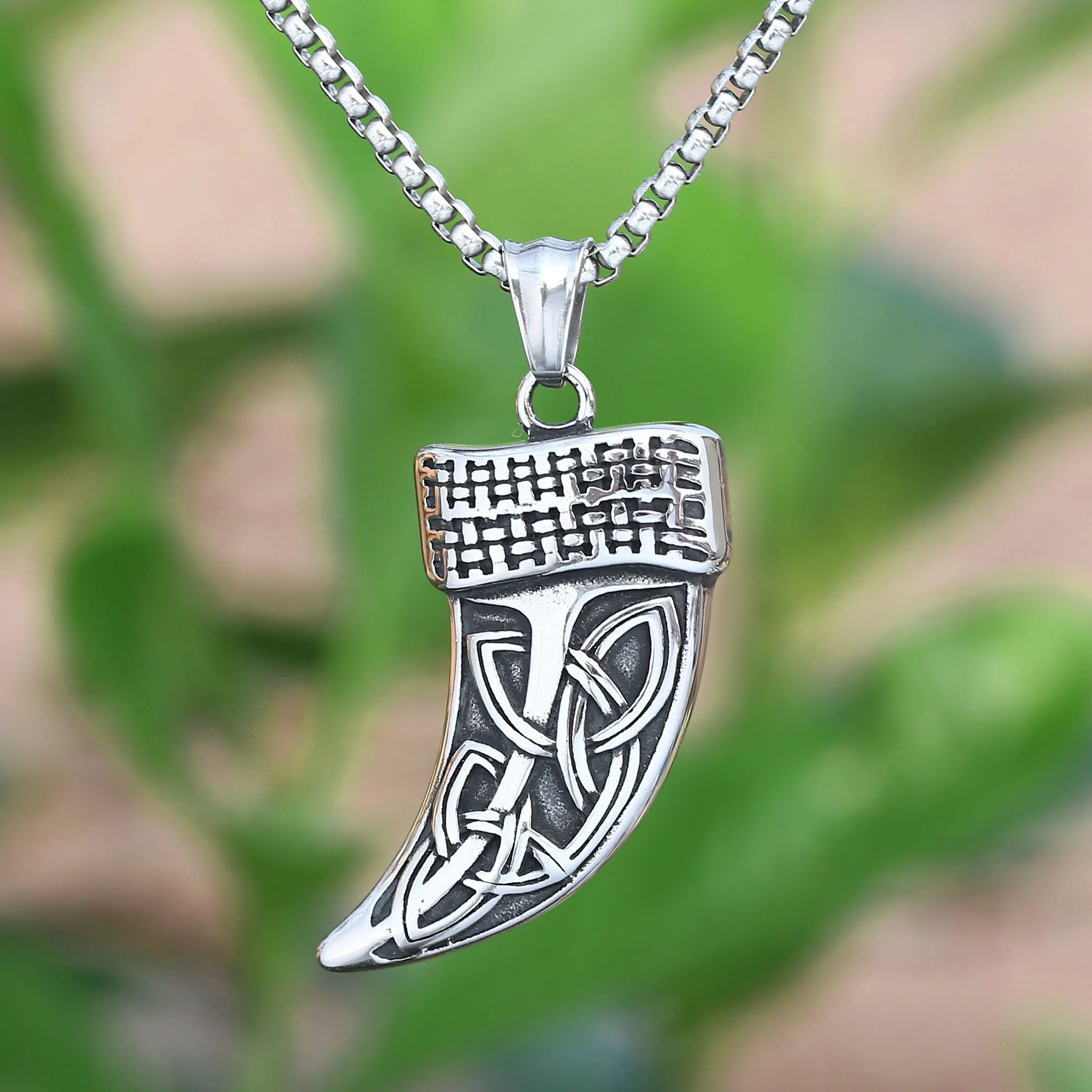 Good Polished 2024 New Viking Celtic Knot Pendant Necklace Metal Chain Jewelry Man Women Boyfriend Gift Accessories