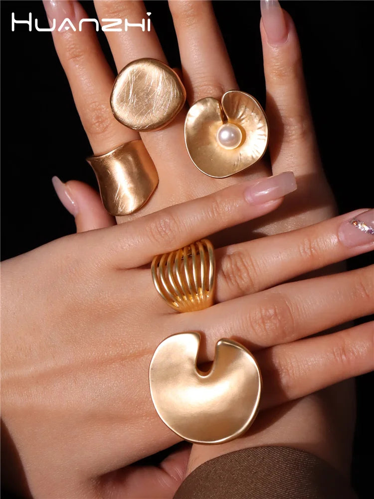 HUANZHI Chunky Gold Color Rings for Women Men Elastic Rope Connection Irregular Geometric Hollow Matte  Trend  Jewelry