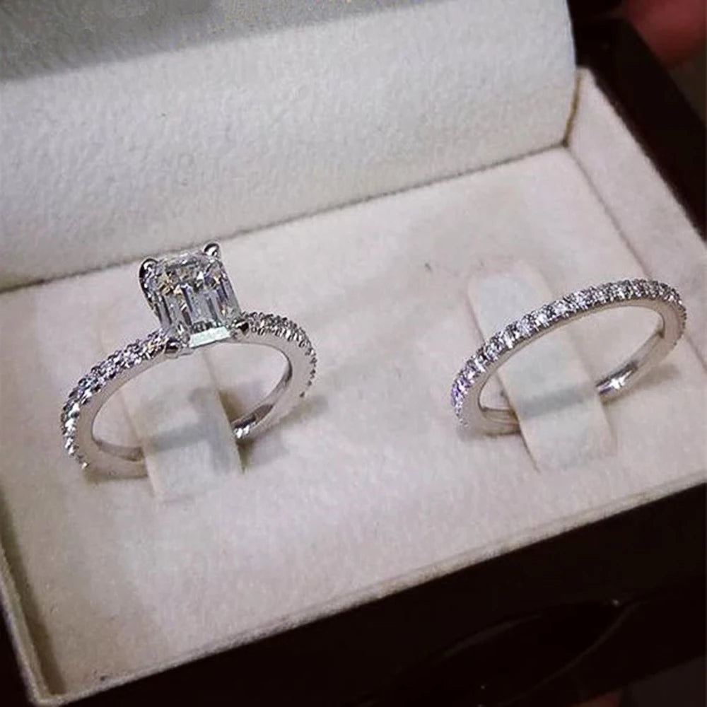 Huitan Wedding Trend Cubic Zirconia Rings for Women Silver Color/Gold Color Modern  Engagement Bands Jewelry