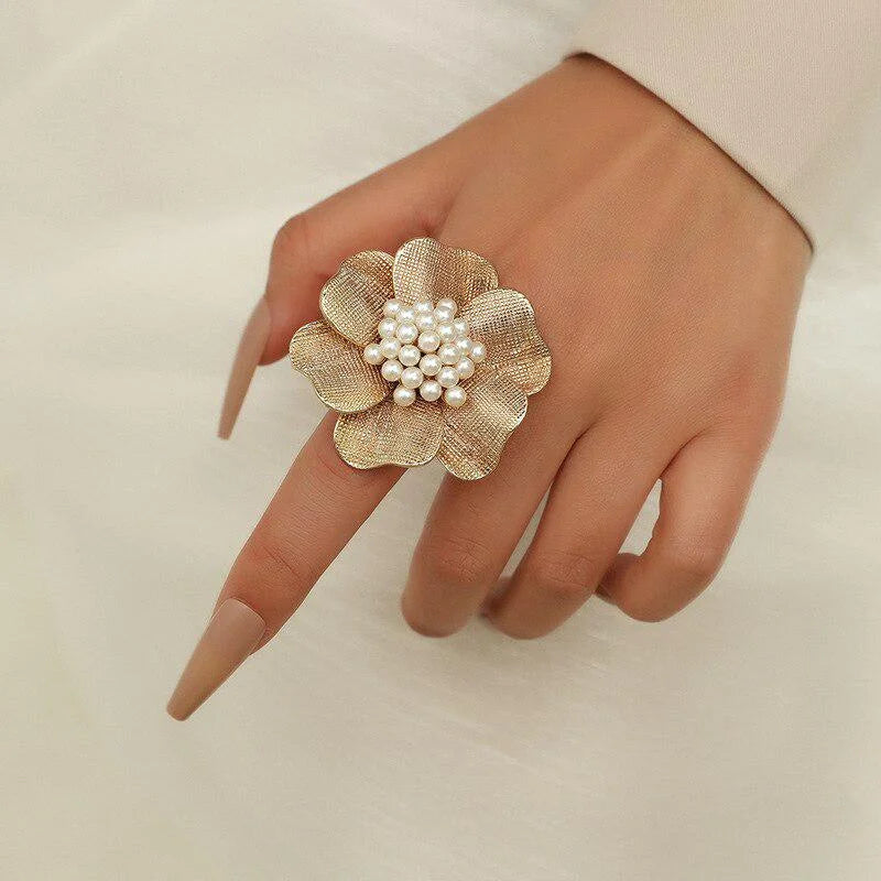 Pearl Flower Rings for Women Retro Simple Adjustable Opening Finger Ring Party Trendy Jewelry Accessories Gifts