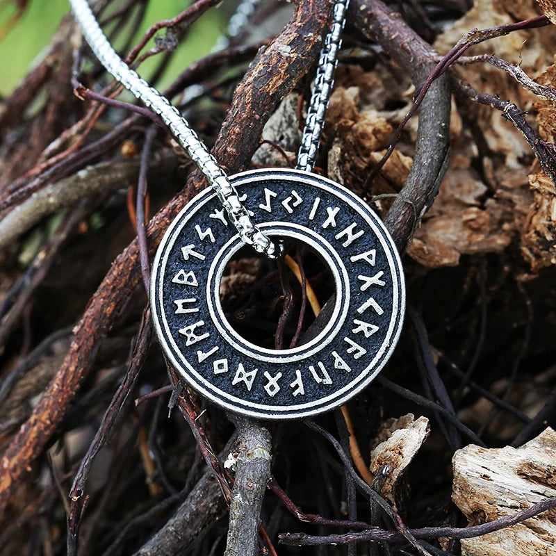 Pagan Elder Futhark Runes Vintage Jewelry Runic Vegvisir Compass Pendant Viking Necklace Men Women Norse Amulet Talisman Jewerly