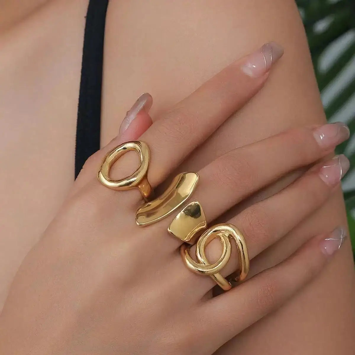 3 Pieces Of Retro Punk Exaggerated Asymmetrical Ring Set, Suitable For Women's Simple Geometric Hollow Circular Uniq - Image 1