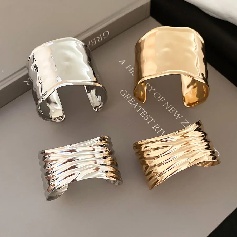 European and American Metal Pleated Bangles for Women Arm Ring Temperament Bracelet Design Sense Hand Jewelry Gift - Image 1