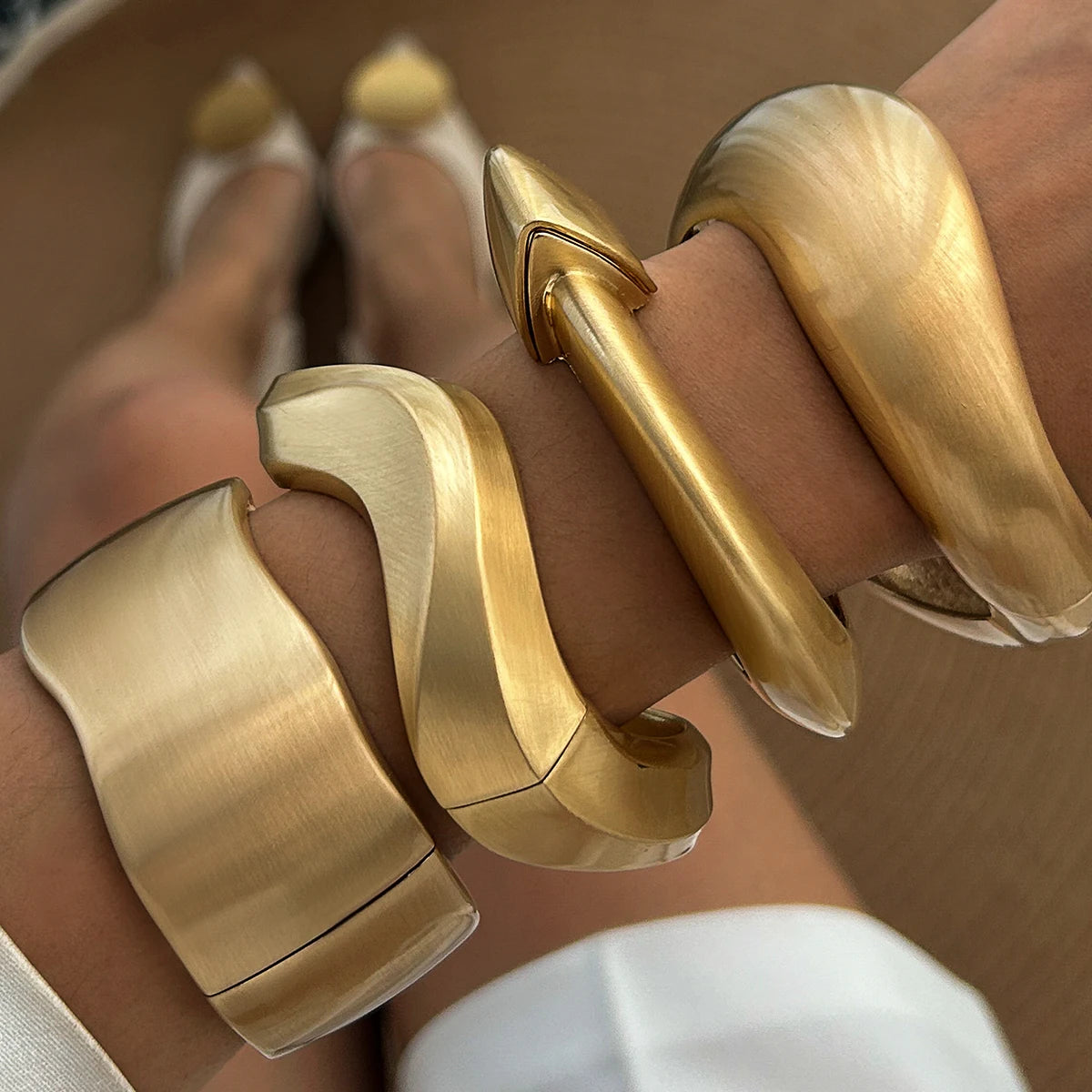 Shixin 4 Styles Punk Matte Metal Wide Cuff Bangles Women Vintage Gold Color Geometric Spring Bangles Bracelet Men Jewelry - Image 1