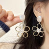 Simple Pearl Flower Earrings For Women Metal Sense Temperament Earrings - Image 2