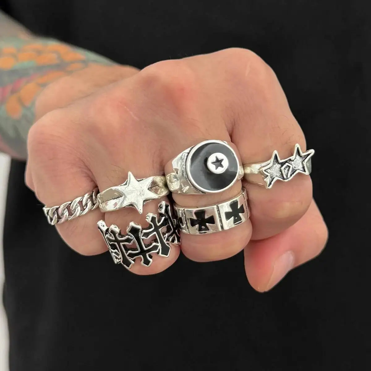 Black Pentagram Ring Set with Gothic Geometric Details - Image 1
