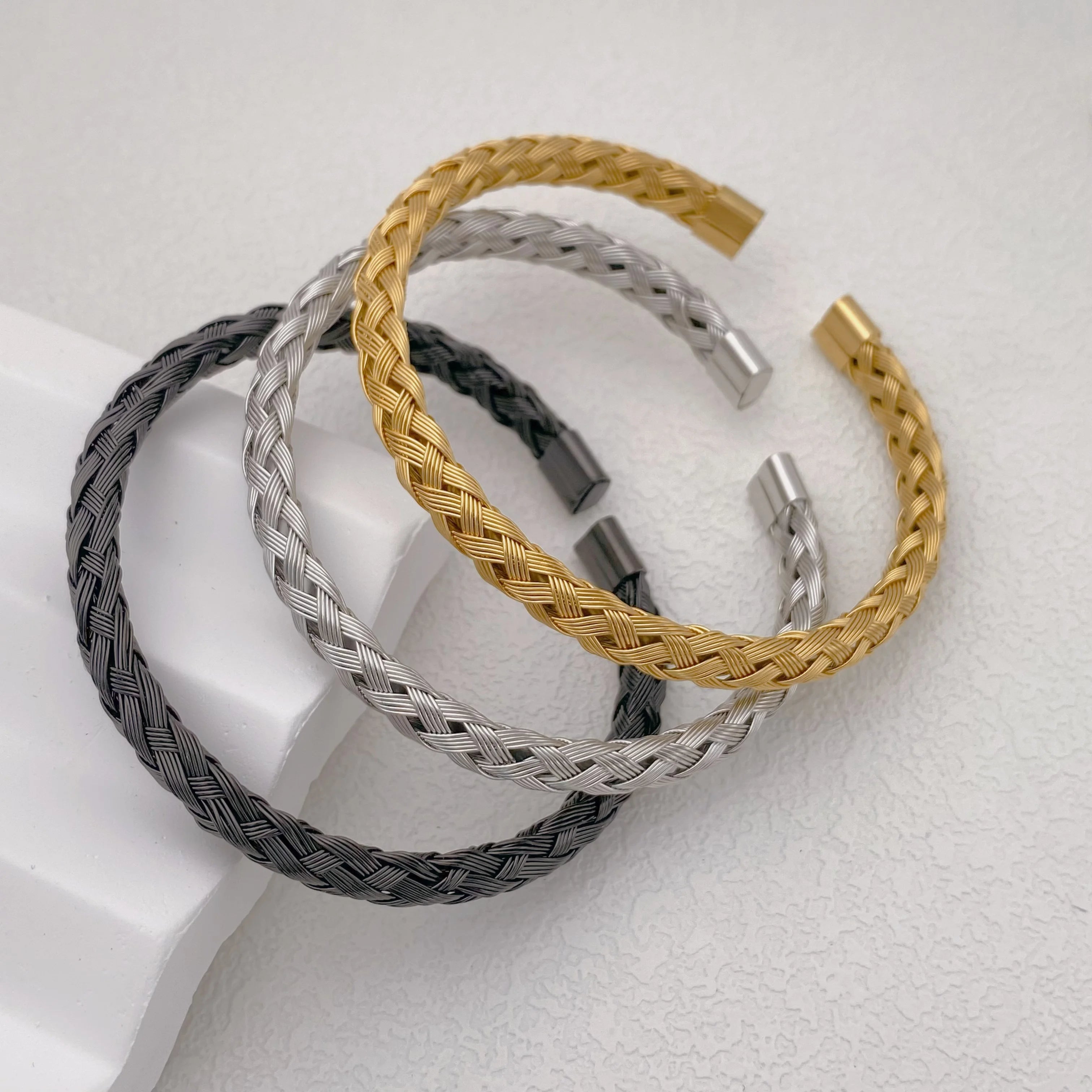Classic Vintage Stainless Steel Chain Link Open Bangles Men Women Jewelry Twine Power Charm Sporty Wristband Cuff Bangles - Image 1