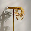 Metal Sun Flower Retro Earrings Female Light Senior Sense Exaggerated Fan Ear Buckle Attendance Cocktail Stud Fan - Image 1