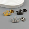 Metal brooch. Golden crown-style crown stainless steel brooch, universal chest emblem pin, and compact gift - Image 1