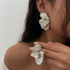 Women's Exaggerated Retro Alloy Ginkgo Leaf Earrings Creative Flower Plants Stud Earrings Casual Party Jewelry Lady Gift - Image 2