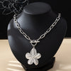 A Women's Pendant Necklace, Vintage Simple Wisteria Flower Necklace, Elegant and Versatile Flower Pendant Necklace, No Box - Image 4