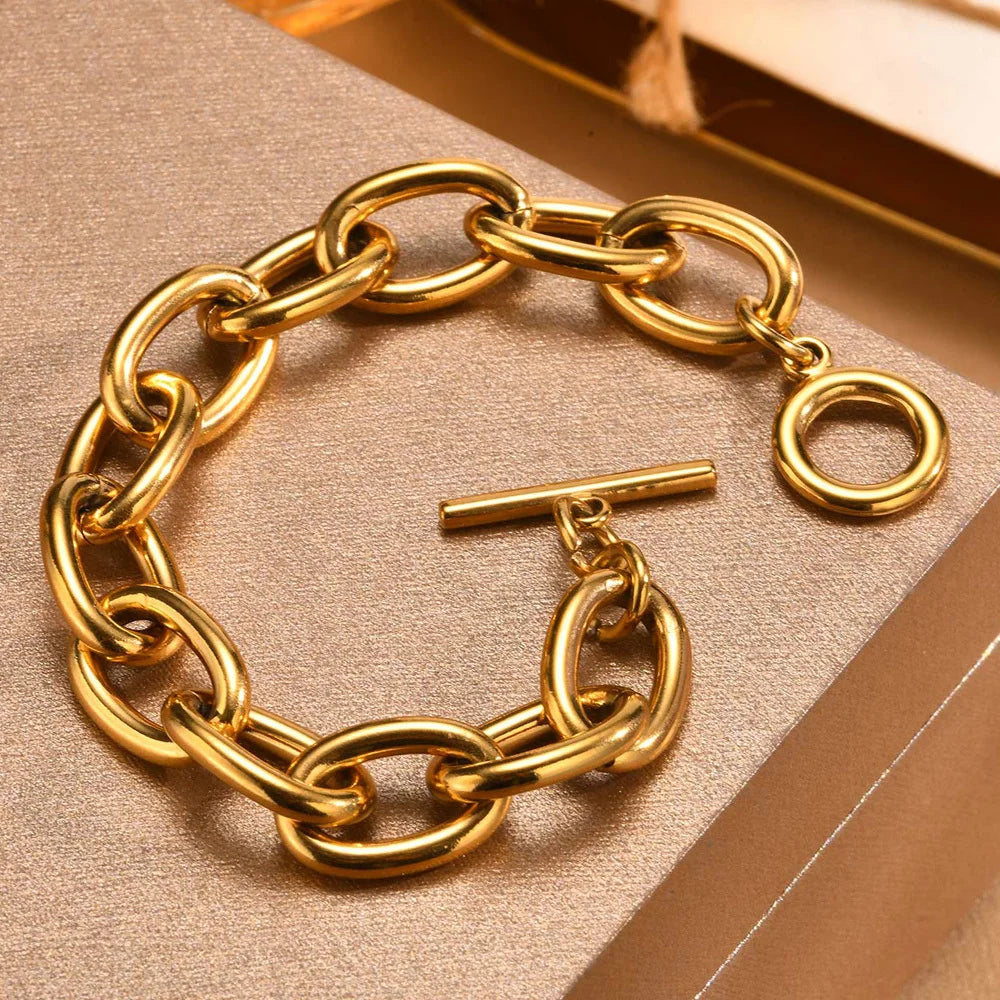 Chunky Toggle Link Chain Bracelet in Stainless Steel - Image 1