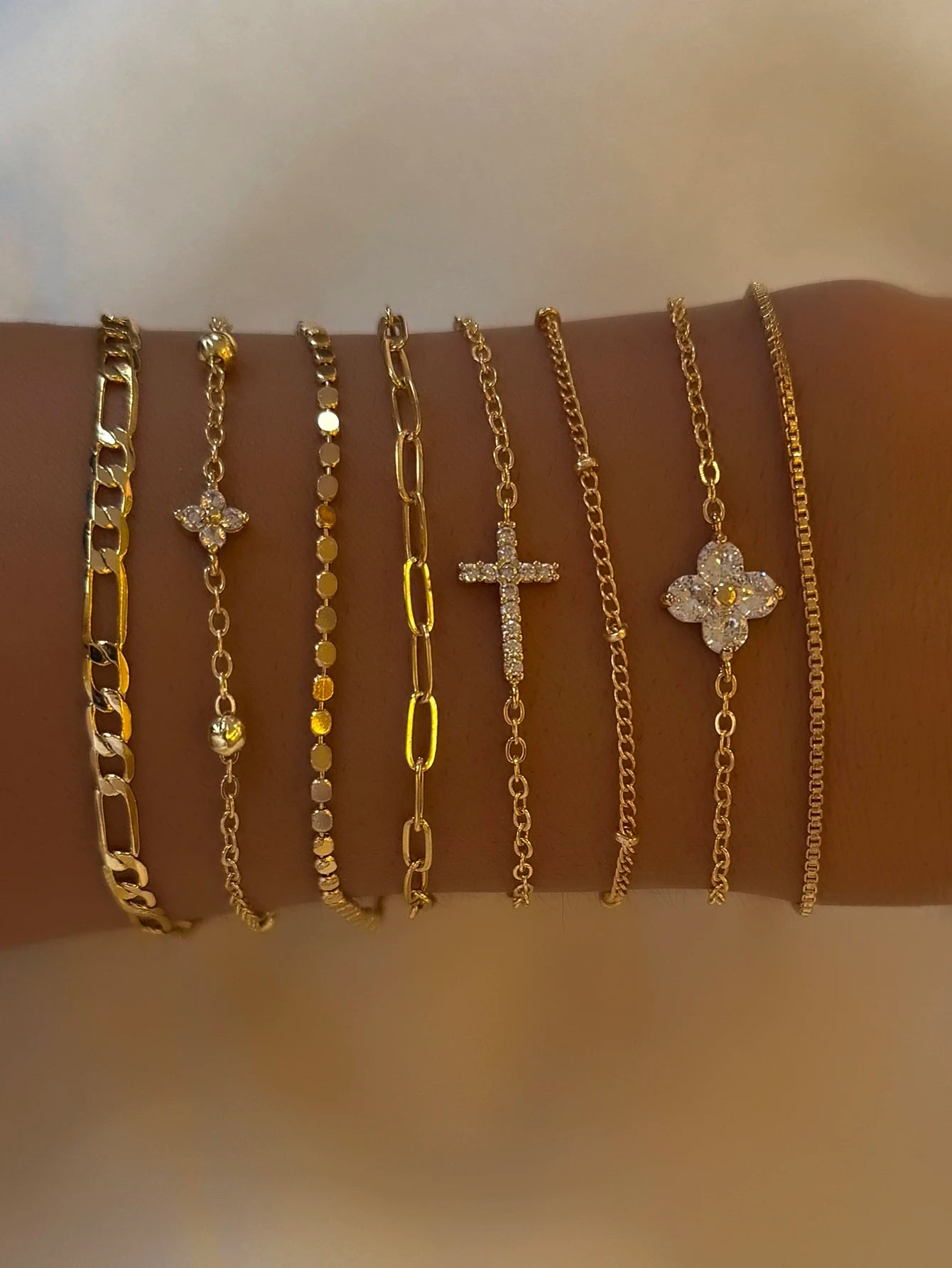 8pcs Elegant Cubic Zirconia Cross Clover Decor Bracelet Set, Multi-Layer Stackable Bracelets For Women, Daily, Party Jewelry - Image 1