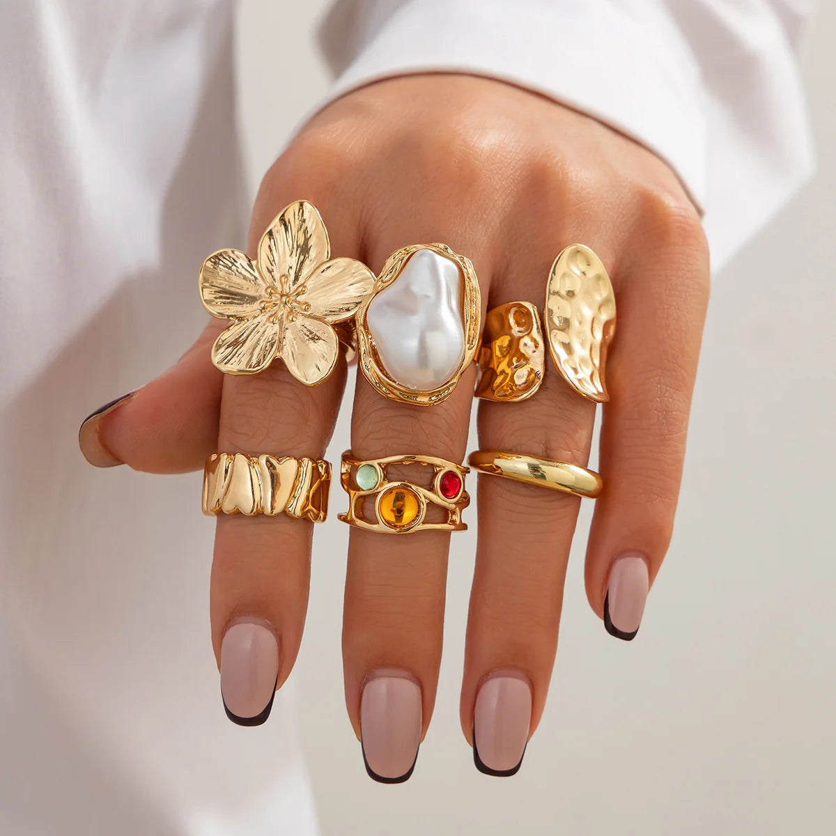 6pcs/Set Vintage Metal Flower Ring Set for Women Punk Elegant Baroque Faux Pearl Knuckle Rings Daily Wear Party Holiday Gifts - Image 1