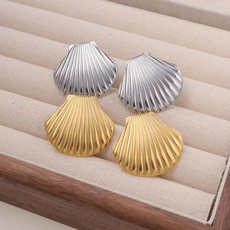 Stainless Steel Big Textured Shell Big Stud Earrings for Women Cute Geometric Gold Plated Earrings Summer Beach Jewelry Gift