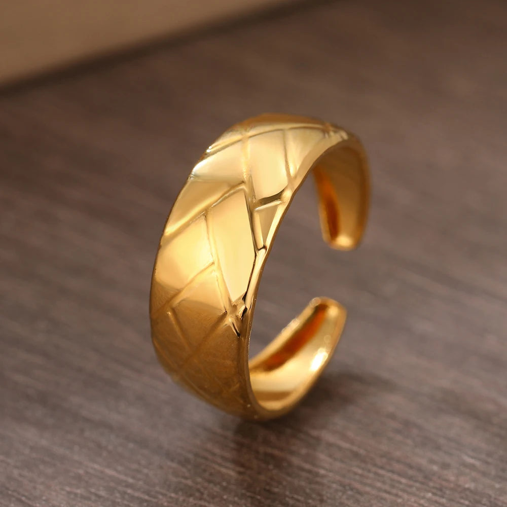 Stainless Steel Rings Vintage Exquisite Adjustable Open Hollow Rings For Women Jewelry Banquet Gifts Non-fading High-quality New