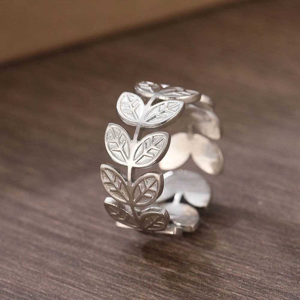 Stainless Steel Rings Vintage Exquisite Adjustable Open Hollow Rings For Women Jewelry Banquet Gifts Non-fading High-quality New