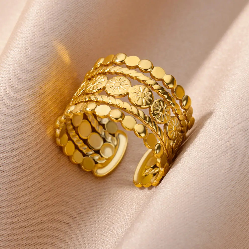 Stainless Steel Rings for Women Aesthetic Sunflower Gold Plated Wedding Couple Ring Jewelry Vintage Accessories
