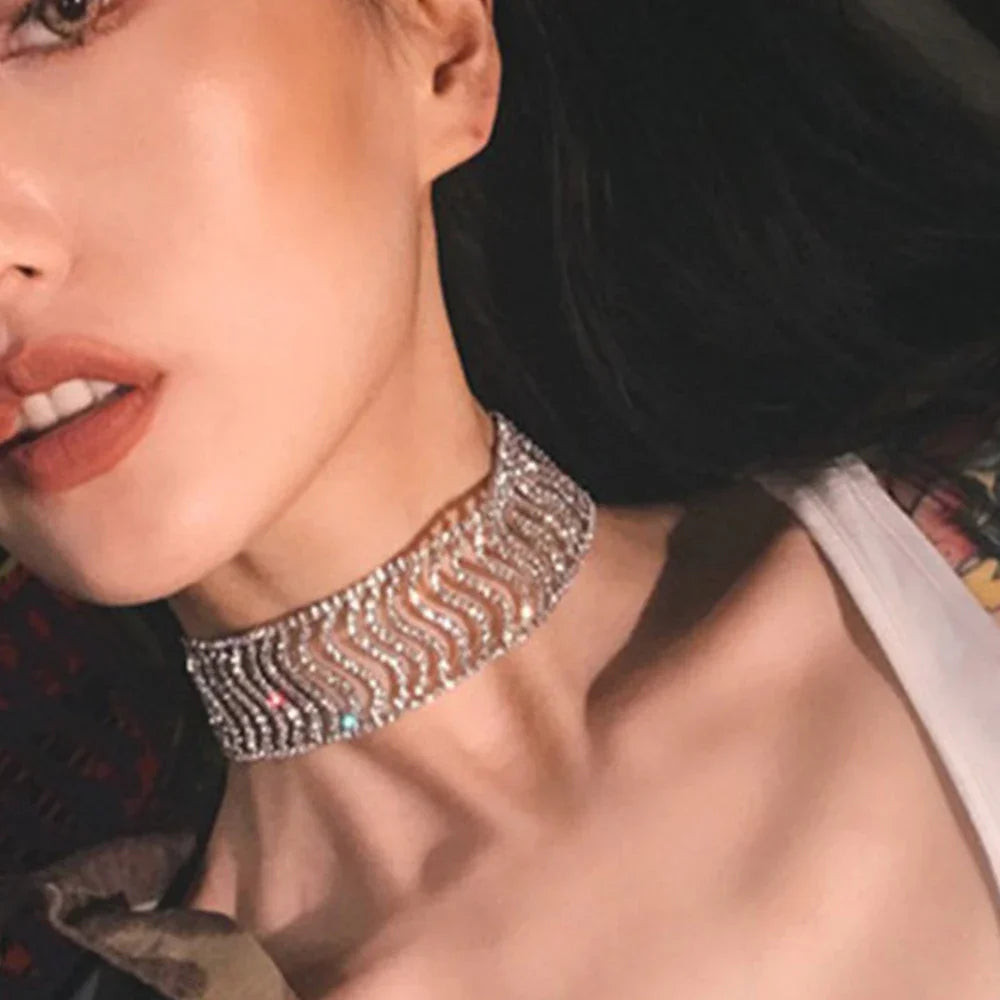 Stonefans Geometric Hollow Rhinestone Choker Necklace for Women Short Chain Crystal Collar Necklace Night Club Jewelry