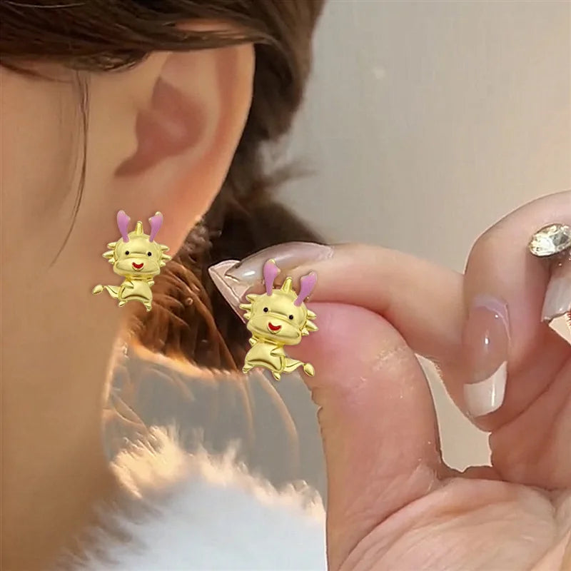 Vintage Chinese Style Dragon Stud Earrings for Women Trendy Punk Personality Animal Totem Earrings Statement Jewelry Gift