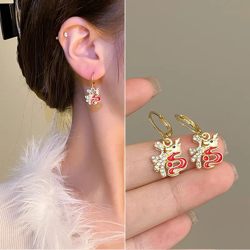 Vintage Chinese Style Dragon Stud Earrings for Women Trendy Punk Personality Animal Totem Earrings Statement Jewelry Gift
