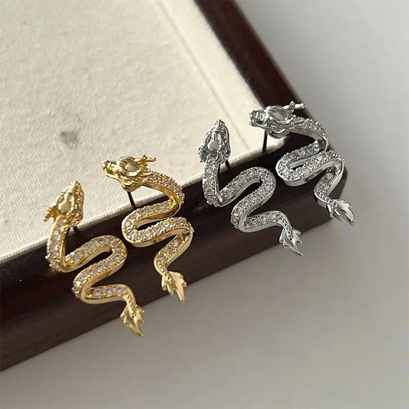 Vintage Chinese Style Dragon Stud Earrings for Women Trendy Punk Personality Animal Totem Earrings Statement Jewelry Gift