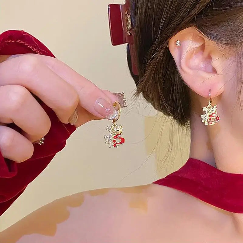 Vintage Chinese Style Dragon Stud Earrings for Women Trendy Punk Personality Animal Totem Earrings Statement Jewelry Gift