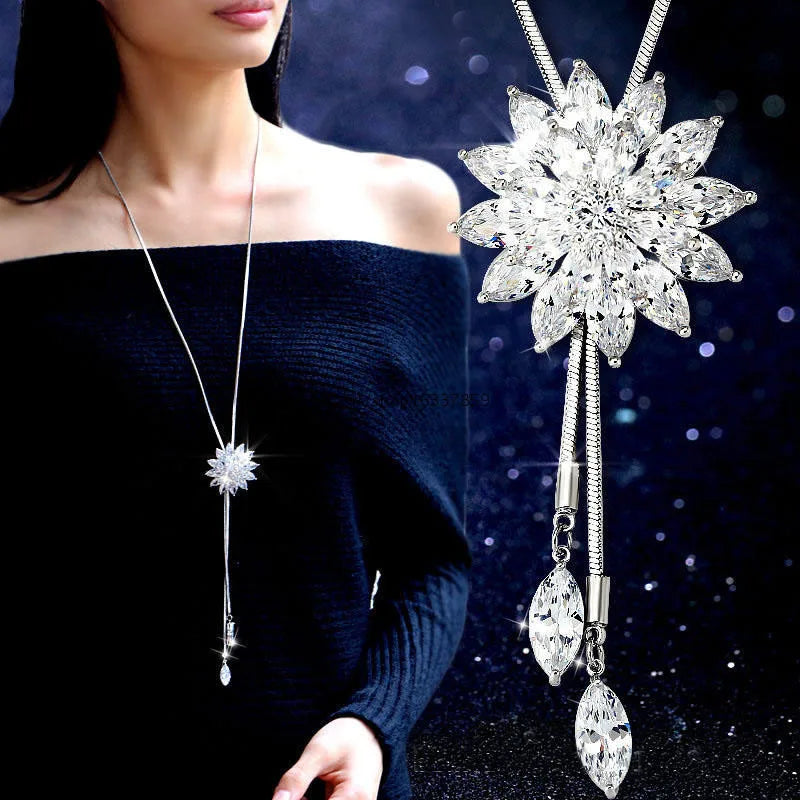Vintage  Crystal Snowflake Pendant Necklace for Women Zircon Flower Long Sweater Chain Winter Jewelry Accessories Gift