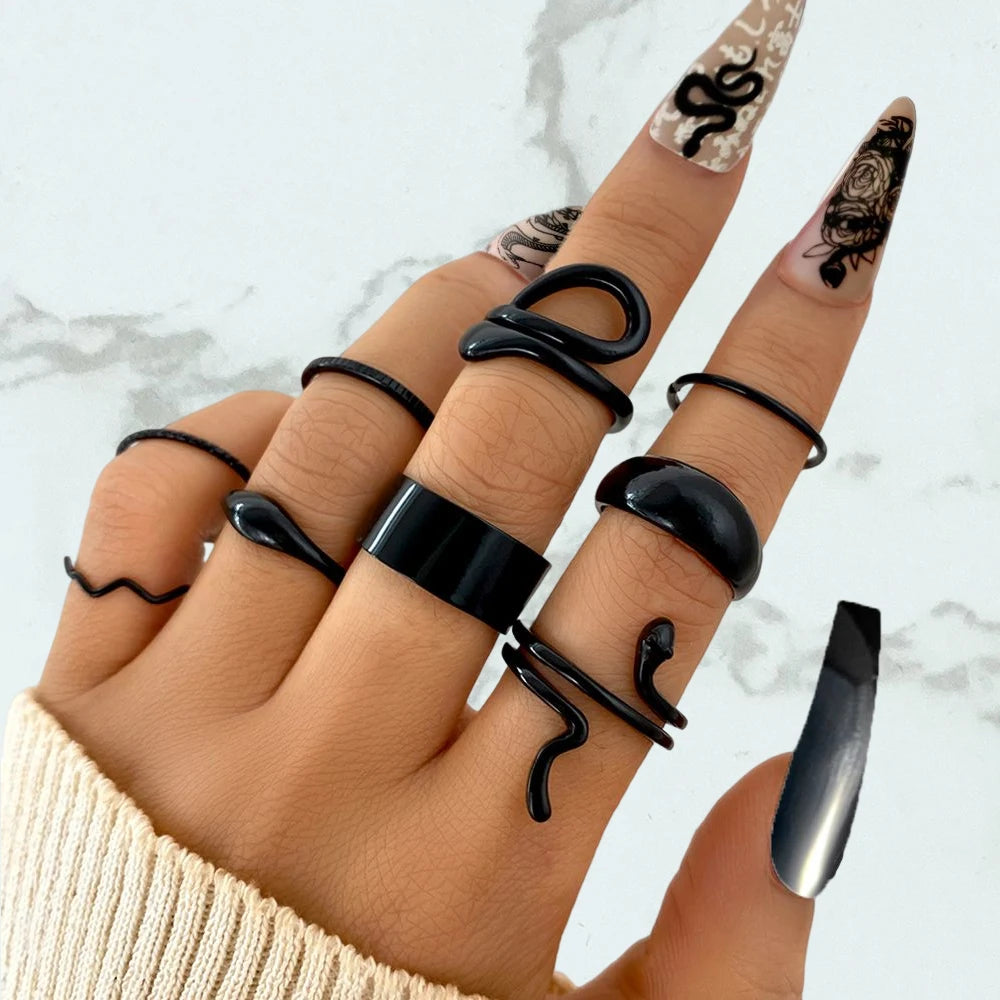 Vintage Gothic Metal Rings Set for Women Girls Geometric Retro Multi Knuckle Joint Finger Ring Personality Snake Trendy Jewelry