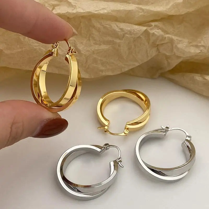 Vintage Metal Double Layer Winding Hollow Round Earrings for Women Trendy Earring Jewelry Prevent Allergy Party Accessories Gift