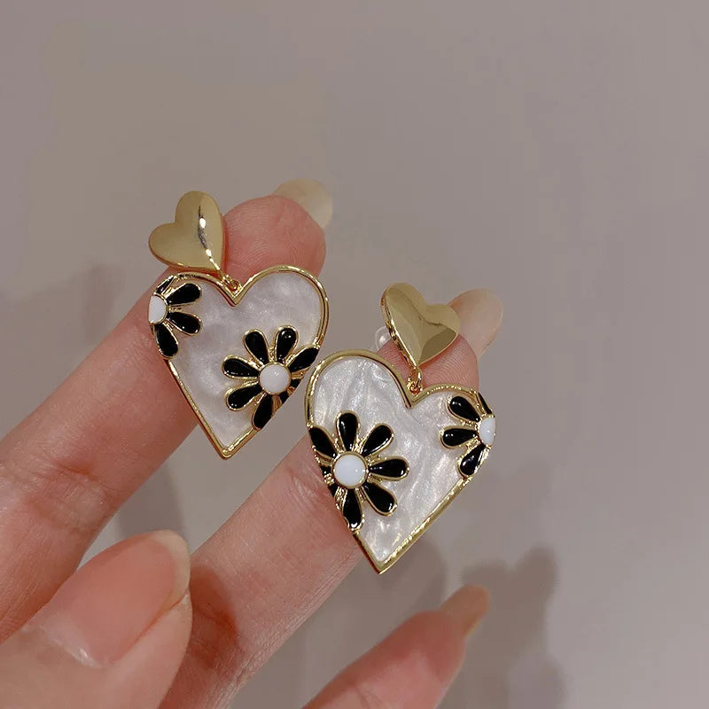 Vintage National Style Leopard Print Flower Double Heart Earrings for Women Girl Bridal Wedding Jewelry Gift Party