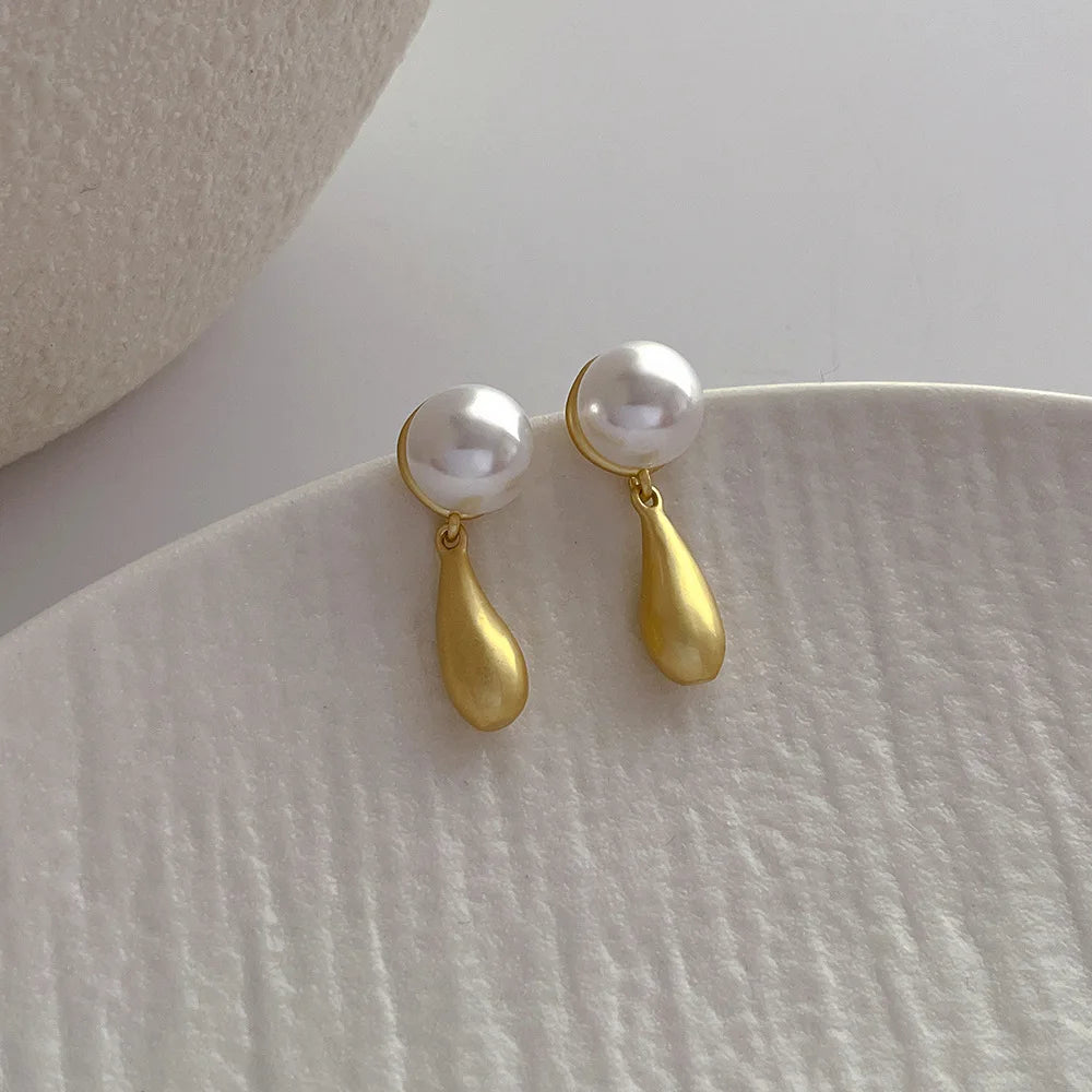 Vintage Small and Large Pearl Earrings for Women Elegant Double-Sided Dangle Earrings Jewelry Wedding Birthday Gift