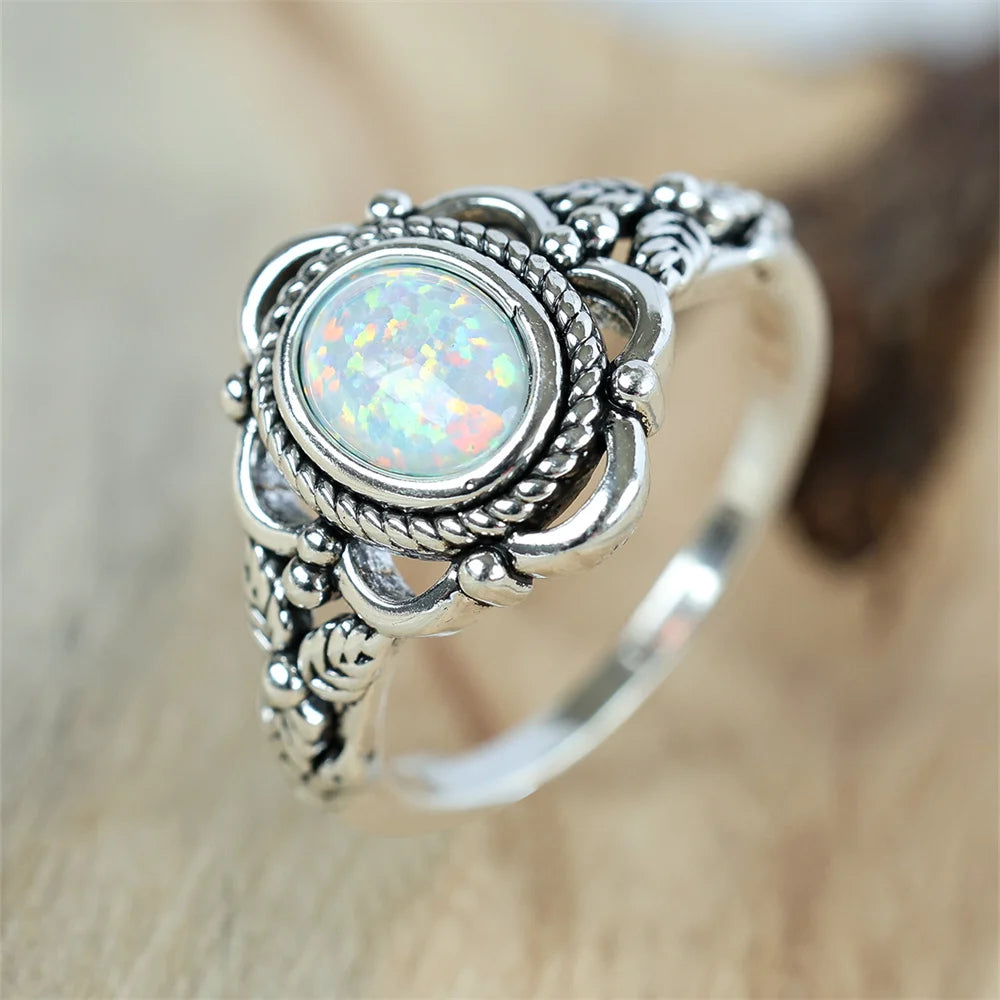 White Fire Opal Engagement Ring Big Oval Stone Wedding Bands Rings For Women Antique Silver Color Party Jewelry Birthstone Gifts