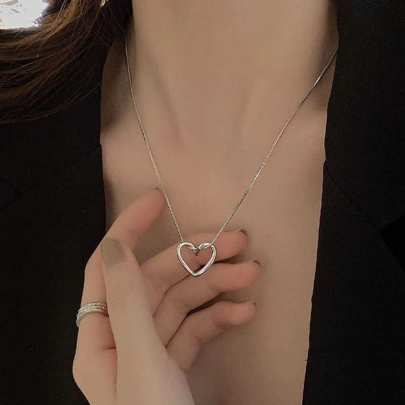 Y2K Star Heart Pendant Necklace for Women Egirl Korean Vintage Cow Leather Sweater Chain Pentagram Long Necklace Jewelry