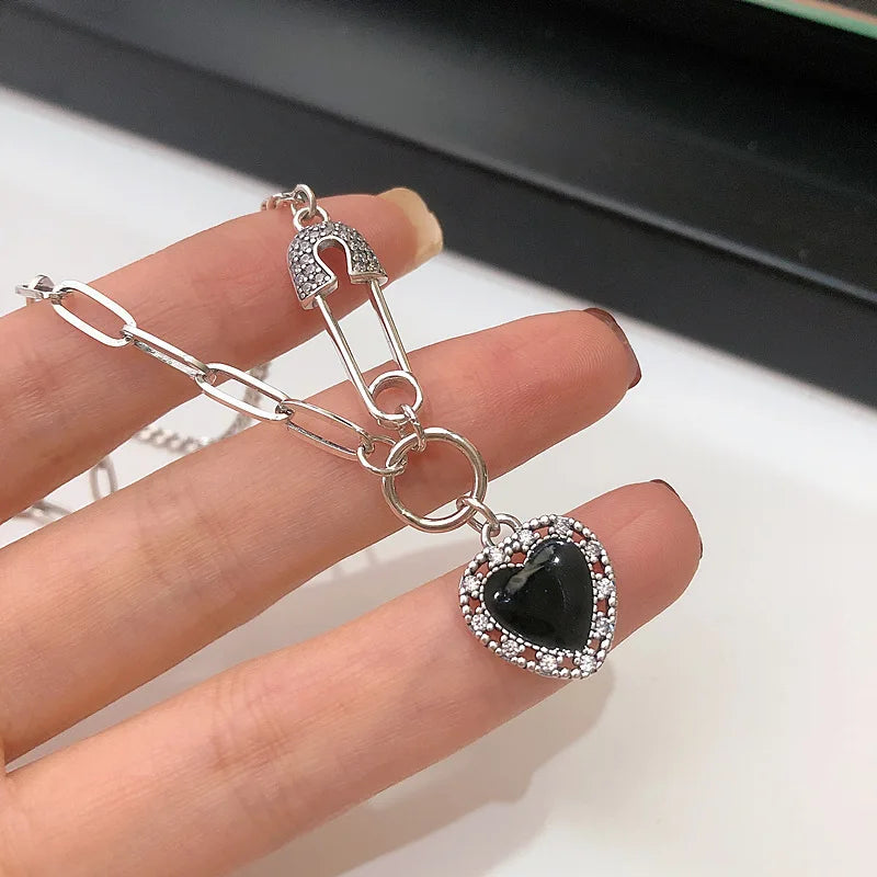 Y2K Star Heart Pendant Necklace for Women Egirl Korean Vintage Cow Leather Sweater Chain Pentagram Long Necklace Jewelry