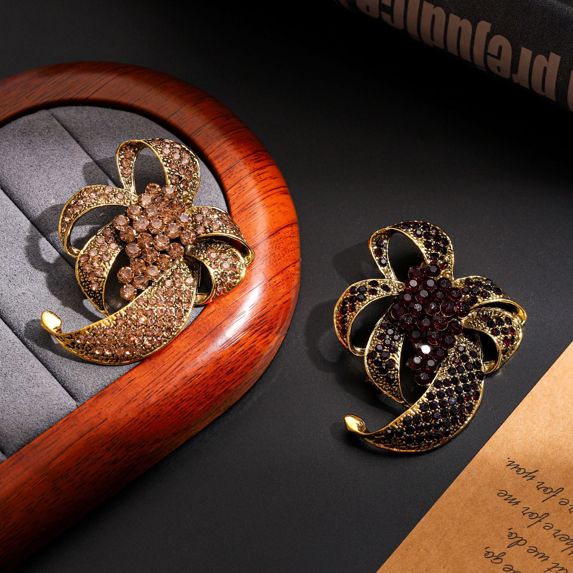 Vintage Flower Brooch Pin for Women, Alloy Floral Design with Purple or Champagne Sparkling Accents - Product view 1