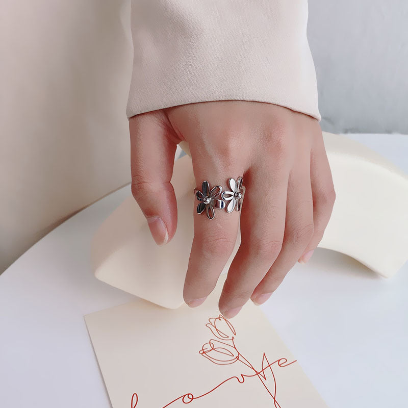 Flower Ring for Women, Open-Petal Band in Gold-Tone or Silver-Tone Finish