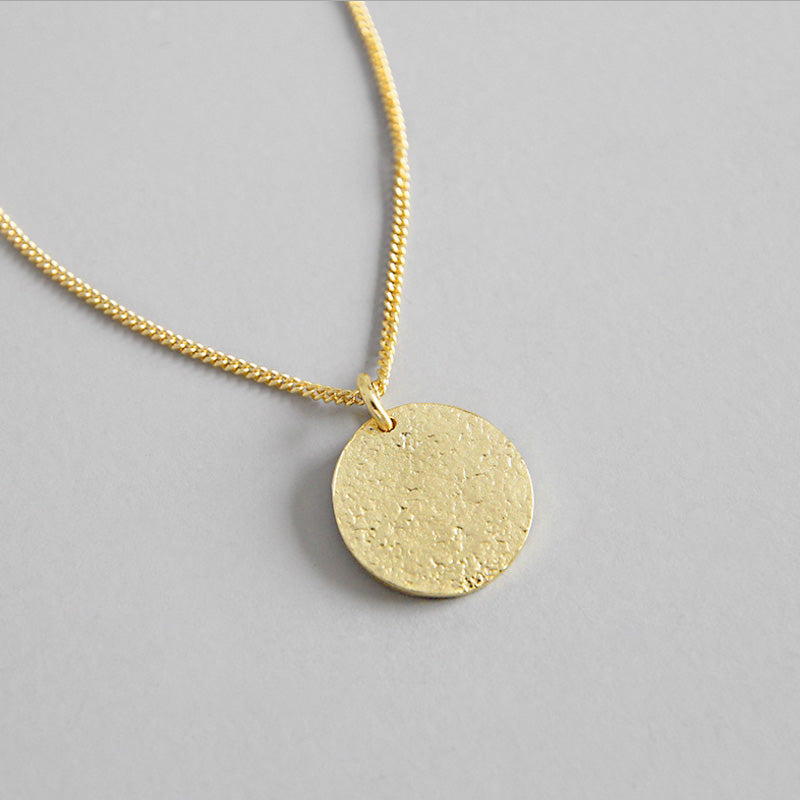 100% S925 sterling silver personality simple European and American golden bump surface matte tag clavicle necklace