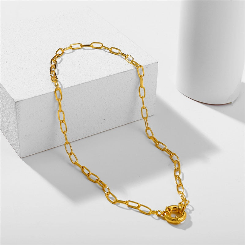 17KM Vintage Gold Irregular Circle Chain Pendant Necklaces For Women Lock Coin Pendant Necklace Party Jewelry Gifts