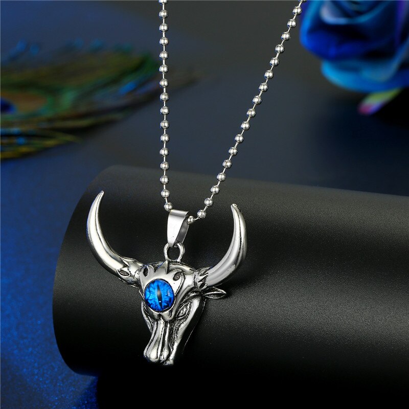 1PC Gothic Personality Evil Eye Bull Head Necklace For Women Men Punk Vintage Metal Hand Palm Feather Pendant Choker Jewelry