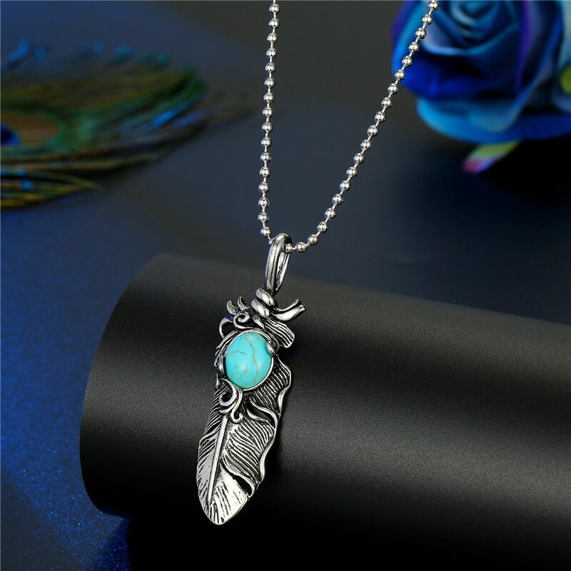 1PC Gothic Personality Evil Eye Bull Head Necklace For Women Men Punk Vintage Metal Hand Palm Feather Pendant Choker Jewelry