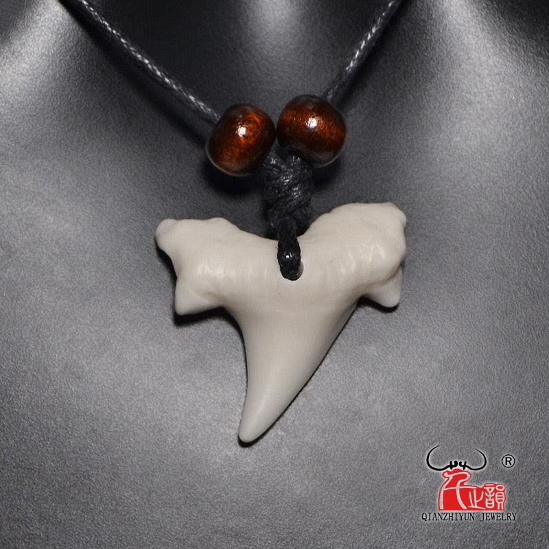1PC Hawaii Surfer Jewelry Handmade Imitation shark teeth Pendant Zealand Maori Tribal bone Choker WoMen's Men's Necklace