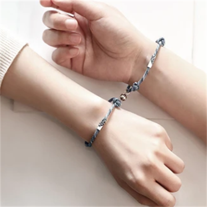 1Pair Personalized Custom Name Date Couple Bracelets Mutual Attraction Rope Braided Bangle With Magnetic Bell Gift For Lover