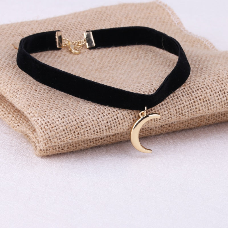 1Pc  3D Moon Pendant Black Korea Velvet Rope Choker Collar Necklace Female Collier Bijoux Girls Gift